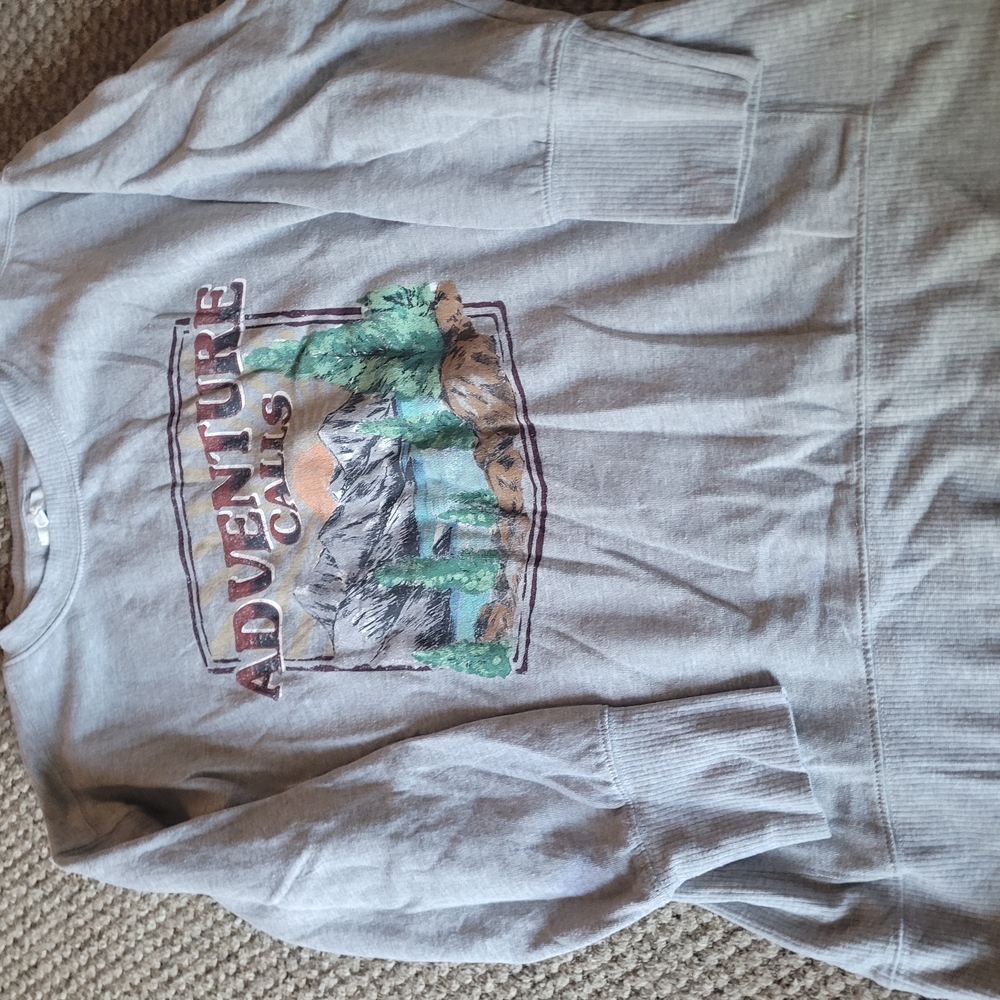 Maurices Heather Gray Sweatshirt